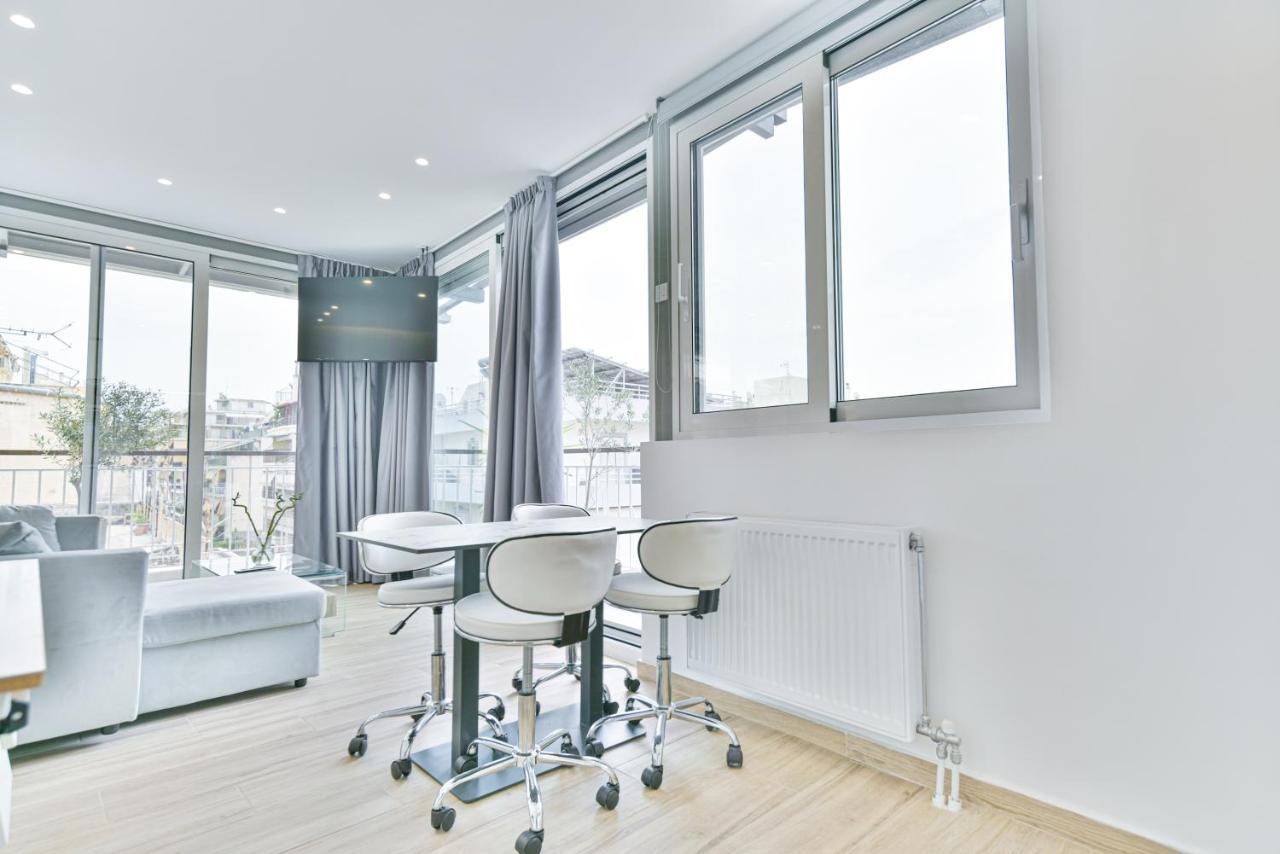Glassy Apartment